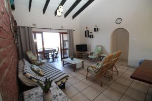 Allesreg B1, Manaba Beach