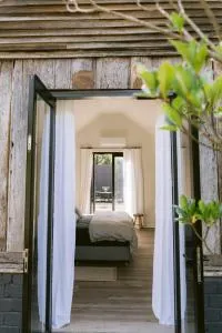 Redwood Park - Luxury Off Grid Accommodation - Laguna