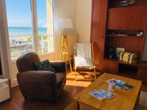 BELLEVUE -Appartement de Charme - Vue imprenable sur la Mer - Face à Nausicàa