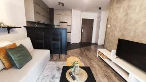 Wrocławska 53L by Homeprime