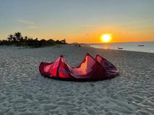 BEACH HOUSE - Suite 1 - NA PRAIA - BEACHFRONT