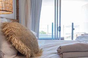 Three A Airlie Seaviews, Pool, Private Spa