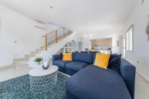 Modern villa with great location