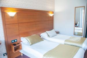 Hotels The Originals City, Hotel Bristol, Le Puy-en-Velay (Inter-Hotel) : Chambre Lits Jumeaux Confort