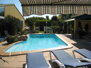 Le Zenith - Calme absolu, jardin et piscine en Provence