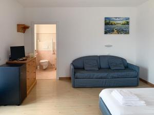 Comfort Triple Room with Shower