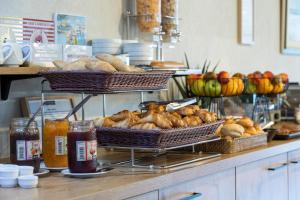 Hotels Hotel La Pinede : photos des chambres