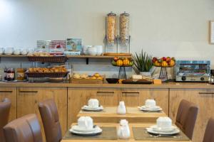 Hotels Hotel La Pinede : photos des chambres