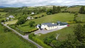 An Tigín Buí - Glanbannoo Upper