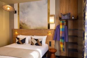 One-Bedroom Suite room in Le Rocroy Hotel Paris Gare du Nord