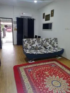 Sobey Laris Homestay RAZLEEN - Kampong Kok Lanas