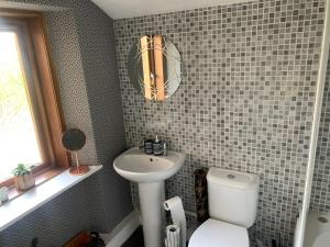 Spacious villa 5 mins from nature reserve and town