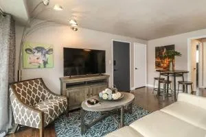 HOLLY SECOND FLOOR 2 King Beds - Westwood