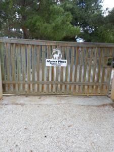 Alpaca Self Catering Cottage Kleinmond