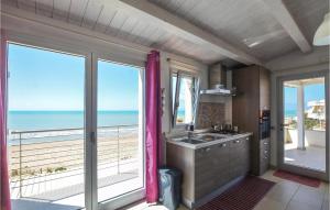 Nice Home In Kaukana With Kitchenette