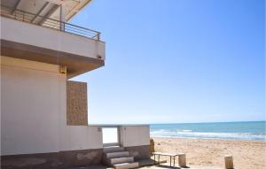 Nice Home In Kaukana With Kitchenette