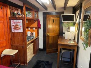 Yarm Cottages & Rooms Cottage Sleeping 4 Next to Fox Covert Pub