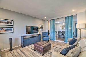 1 Mi to Dobson Ranch: Modern Escape w Gazebo!