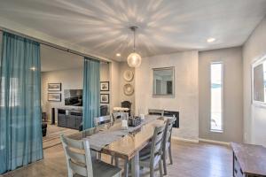 1 Mi to Dobson Ranch: Modern Escape w Gazebo!