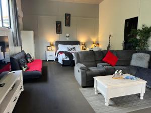 오르보스트 Longhorn Ranch Apartments 게스트하우스 스위트룸