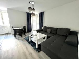 Dreamhopp28 - Idyllische Lage und Wohnung mit EBK, Terrasse etc