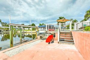 Ocean Breeze Oasis with Boat Dock and Slip on Canal!