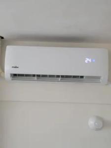 Bonito Departamento con 2 camas con clima, parking, wifi 110mb, ,cocineta, 8