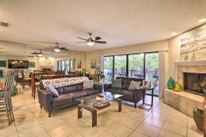 Sea La Vie Sunny Indian Rocks Beach Condo!