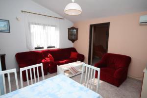 Apartments with a parking space Medulin - 7619