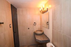 habitacion, tipo hotel 4 personas aire acond, independiente, nuevo TV smart 60 pulgadas D9