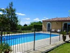 Maisons de vacances holiday home, L'Isle-sur-la-Sorgue : photos des chambres