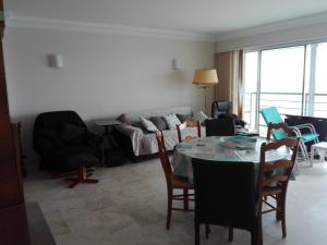 Appartements Appartement Les Sables-d'Olonne, 3 pieces, 6 personnes - FR-1-331-101 : photos des chambres