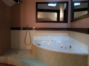 Krakow Jacuzzi Apartment