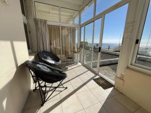 Duplex de charme en front de mer avec véranda - FR-1-361-32