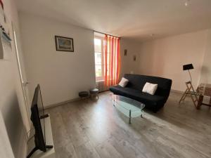 Appartement 57m² avec WIFI à 200m des Thermes – 4 pers. – Parking gratuit – La Roche-Posay - FR-1-541-40