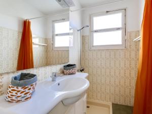 Villa T4 à Biscarrosse Plage, jardin privé, WiFi, 50m de la plage, 6 personnes - FR-1-521-150