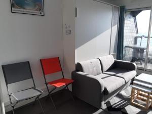 Studio aux Sables-dOlonne: Plage et commerces à proximité - FR-1-92-902