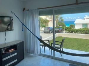 Cancun Oceanfront, Entire Apartment