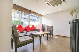 FabHotel Destiny Inn - Nr Medanta Hospital
