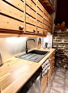Villa Saarua by the Slopes Ski in, Family & Bike Park, hike trails, National Park, WiFi - Lapland Villas