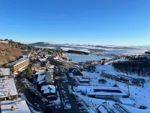 Appartement 4 pers Tour de la Biche skis aux pieds - Lanobre
