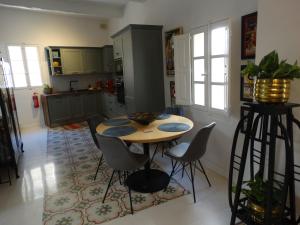 60 Indri Borg Townhouse