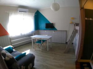 Appartements Grand studio au calme. Draps fournis. : Appartement 1 Chambre