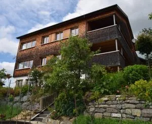 Ferienwohnung auf der sonnigen Südseite - 林格瑙