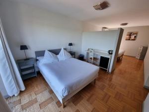 Hotels Castillon Des Baux : photos des chambres