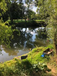 Chalets Tiny house detente nature la maison du pecheur : photos des chambres