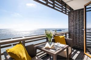 Deluxe Double Room with Sea View room in BUDERSAND Hotel - Golf & Spa - Sylt