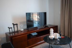 Luxury Apartment at Ellipse Waterfall, Midrand Near Mall of Africa