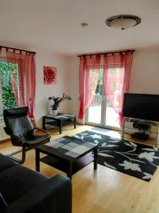Julia's Monteur Oase - Premium Apartment exklusiv für Solo-Reisende - 埃内佩塔尔
