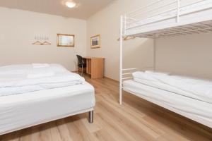 Ljosafoss Lake Guest House